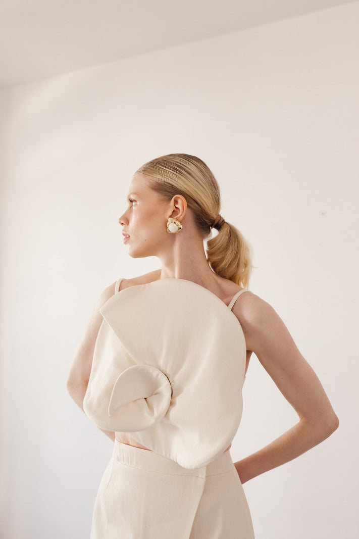 White Flower Top